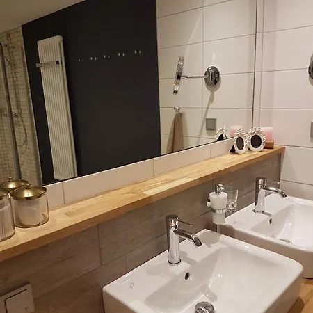 Apartment Rose By Interhome Fritzlar