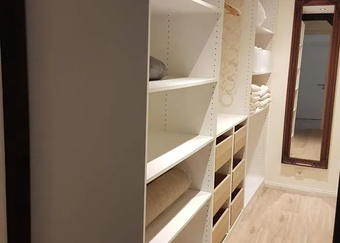 Rose By Interhome * Fritzlar